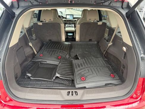 Used 2020 Lincoln Aviator Reserve w/ Equipment Group 202A image 11