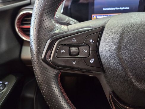 Certified 2024 Chevrolet Trax RS w/ Sunroof Package image 31