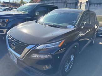 Used 2021 Nissan Rogue S video 1