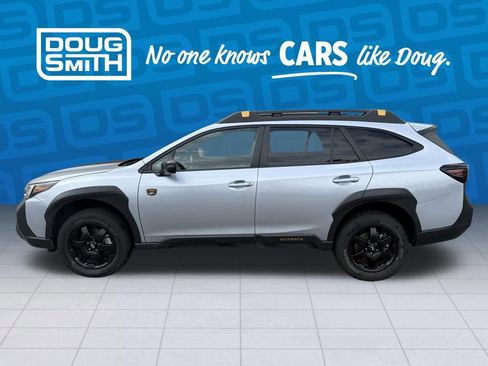 Used 2022 Subaru Outback Wilderness image 2