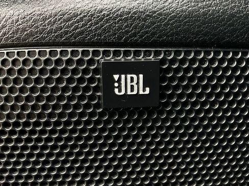 Used 2016 Toyota Tacoma TRD Sport image 23