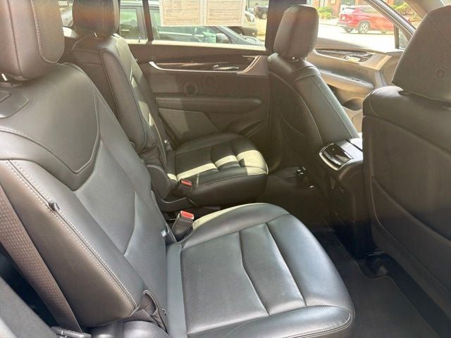 Used 2024 Cadillac XT6 Premium Luxury FWD image 26