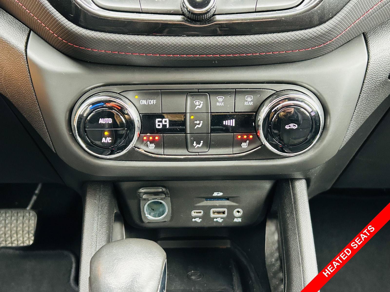 Used 2021 Chevrolet TrailBlazer RS w/ Technology Package FWD image 6