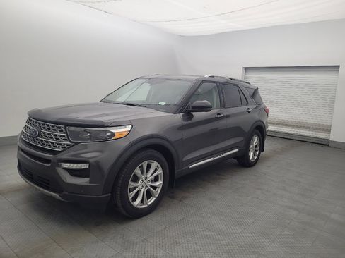 Used 2020 Ford Explorer Limited RWD image 2