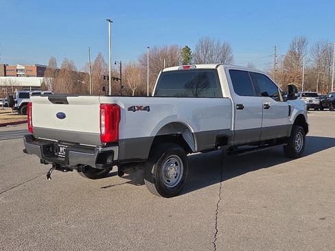 Used 2017 Ford F250 XL w/ Power Equipment Group image 5