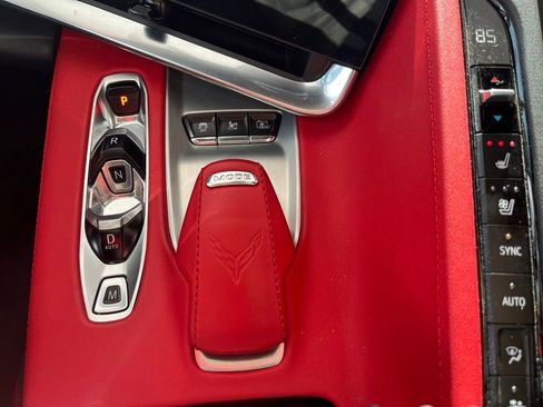 Used 2023 Chevrolet Corvette Stingray w/ Z51 Performance Package image 12