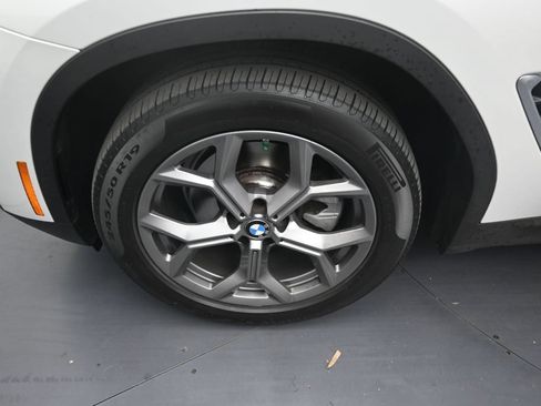 Used 2024 BMW X3 xDrive30i AWD/4WD image 9