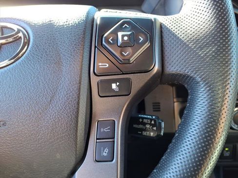 Used 2022 Toyota Tacoma TRD Sport image 20