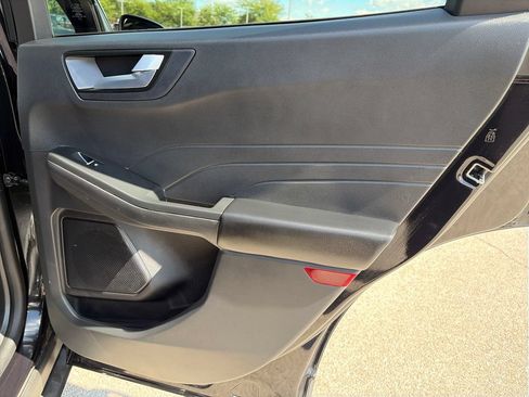 Used 2023 Ford Escape ST-Line AWD/4WD image 29