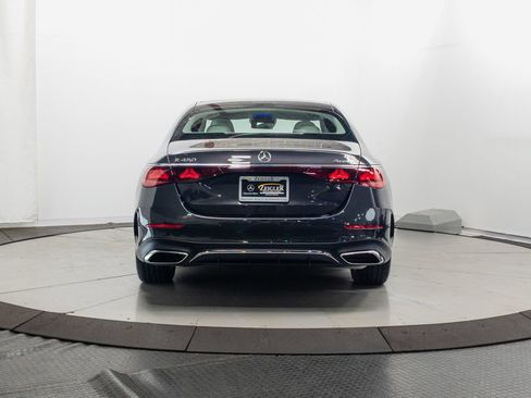 Used 2025 Mercedes-Benz E 450 4MATIC Sedan w/ Multicontour Seating Package image 30