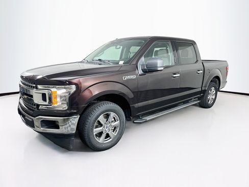Used 2018 Ford F150 XLT w/ Equipment Group 302A Luxury RWD image 3