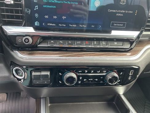 Used 2025 Chevrolet Silverado 1500 LT Trail Boss w/ Convenience Package II image 25