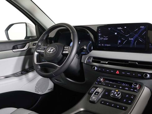 Used 2024 Hyundai Palisade SEL w/ Premium Package image 32