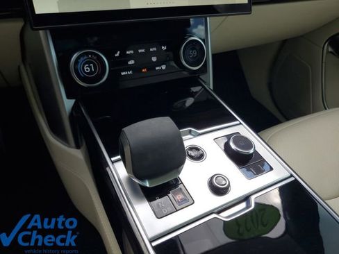 Used 2023 Land Rover Range Rover Long Wheelbase SE AWD/4WD image 30
