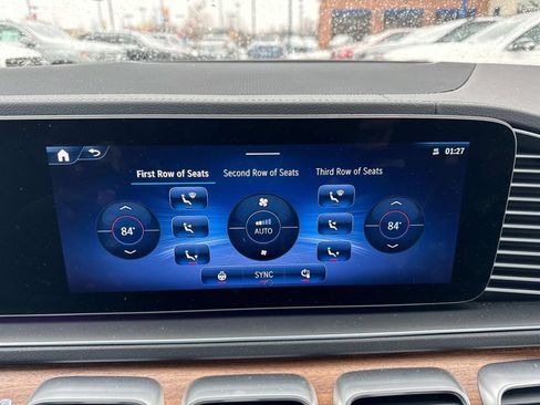 Certified 2025 Mercedes-Benz GLS 450 4MATIC image 23