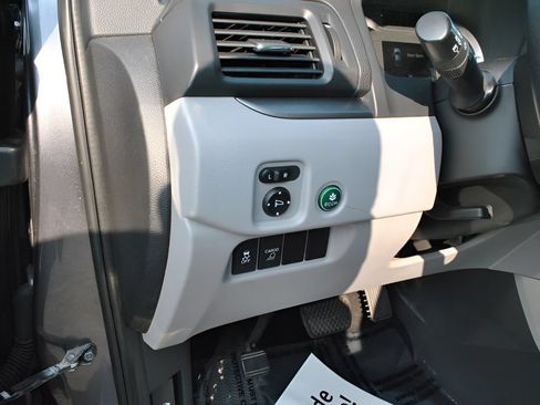 Used 2017 Honda Ridgeline RTL image 16