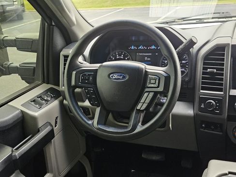 Used 2019 Ford F250 XL w/ STX Appearance Package AWD/4WD image 14
