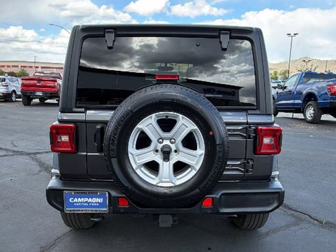 Used 2022 Jeep Wrangler Unlimited Sport AWD/4WD image 4