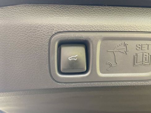 Certified 2024 Ford Expedition Max XLT AWD/4WD image 8