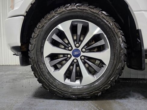 Used 2019 Ford F150 XL w/ Equipment Group 101A Mid AWD/4WD image 5