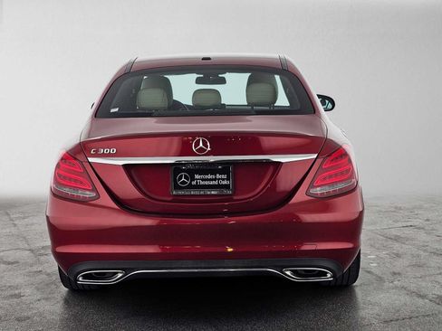 Used 2018 Mercedes-Benz C 300 Sedan image 4