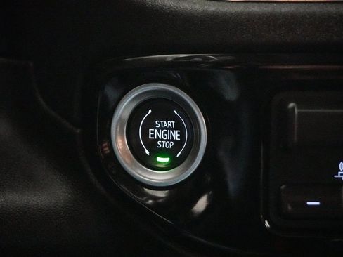 Used 2024 Chevrolet Silverado 1500 RST image 25