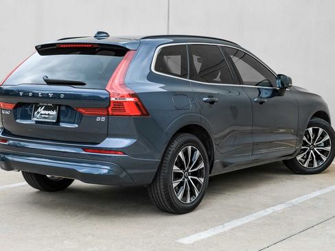 Used 2023 Volvo XC60 B5 Core w/ Climate Package image 9