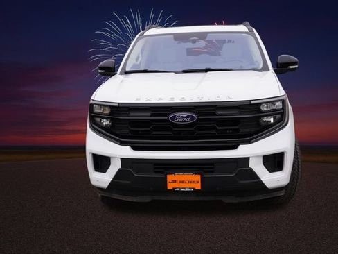 Used 2025 Ford Expedition Active AWD/4WD image 12