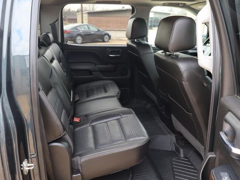 Used 2018 GMC Sierra 3500 Denali image 8