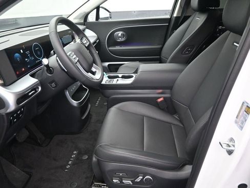 New 2026 Hyundai Ioniq 9 Limited image 9