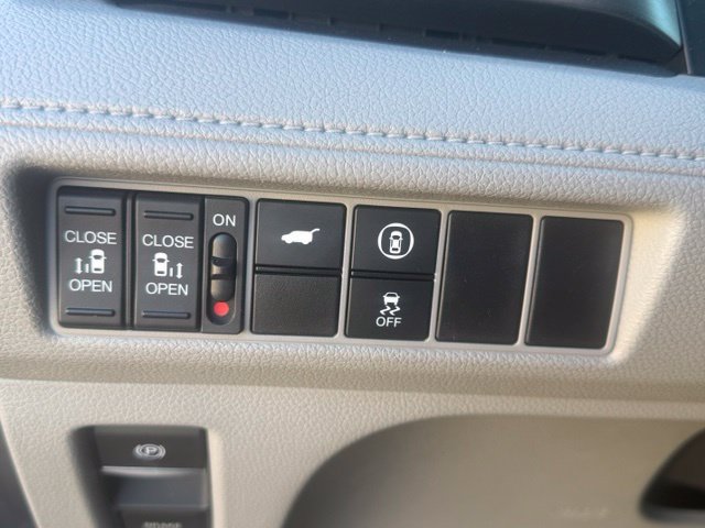 Used 2024 Honda Odyssey EX-L image 13