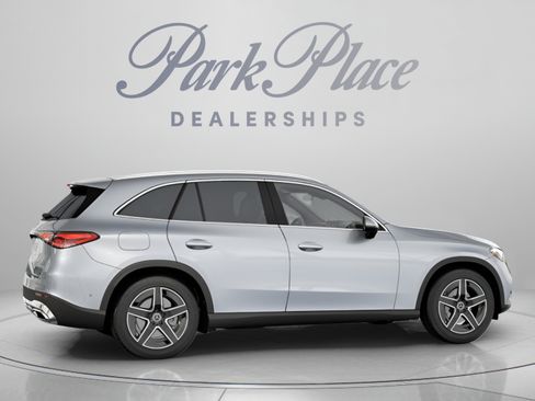 Used 2026 Mercedes-Benz GLC 300 image 24
