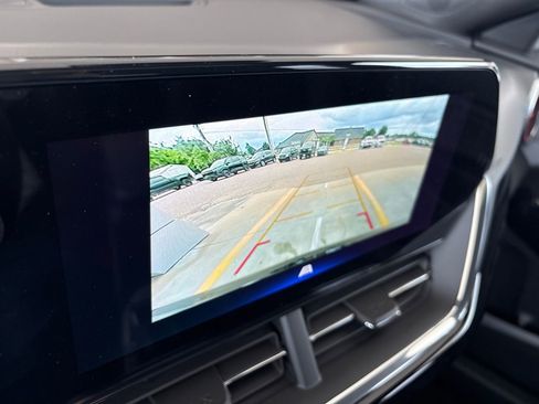 New 2026 Chevrolet Trax RS w/ Sunroof Package FWD image 23