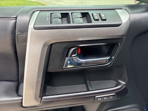 Used 2016 Toyota 4Runner Limited RWD image 12