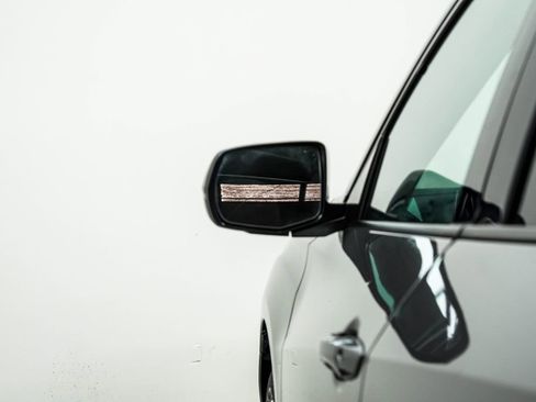 Used 2025 Acura RDX SH-AWD w/ Technology Package image 13