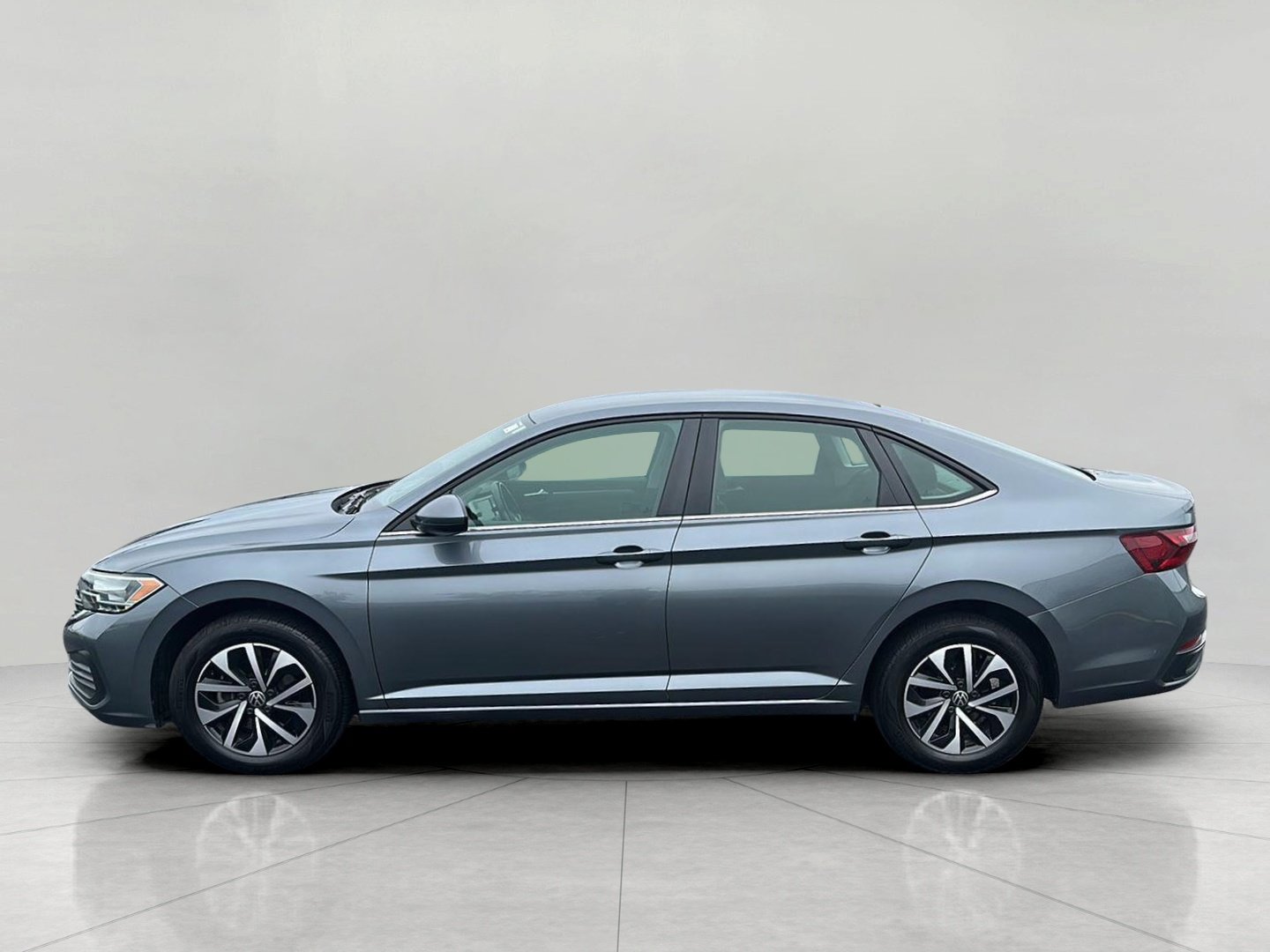 Used 2024 Volkswagen Jetta S FWD image 4