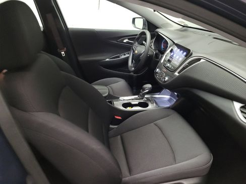 Used 2025 Chevrolet Malibu LT FWD image 21