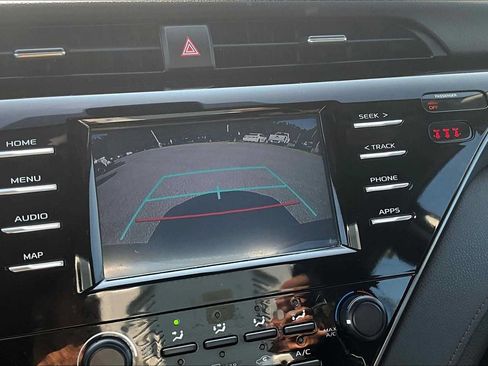 Used 2019 Toyota Camry LE FWD image 25
