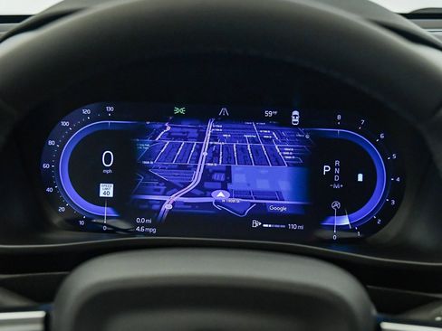 Certified 2025 Volvo XC40 B5 Plus w/ Climate Package image 27