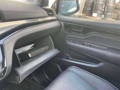 Certified 2023 Honda Odyssey Elite image 32