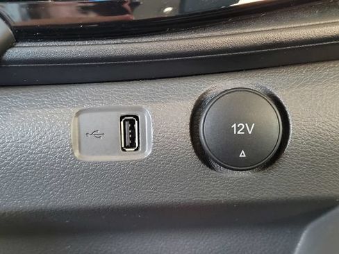 Used 2025 Ford Transit 350 XLT RWD image 14