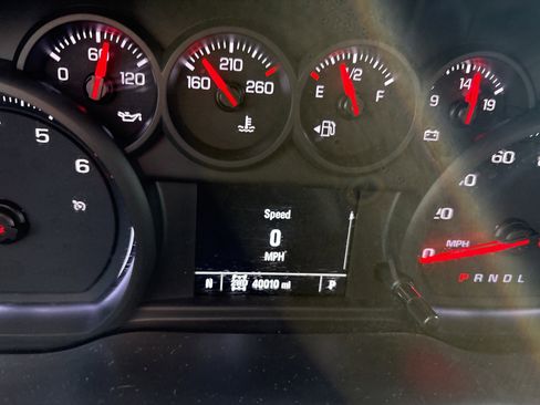 Used 2019 Chevrolet Silverado 1500 Custom w/ Custom Value Package image 21