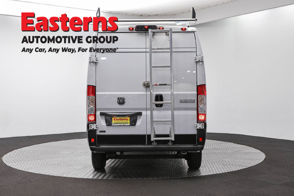 Used 2023 RAM ProMaster 2500 FWD image 7