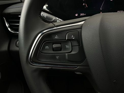 Used 2025 Buick Envista Sport Touring image 33