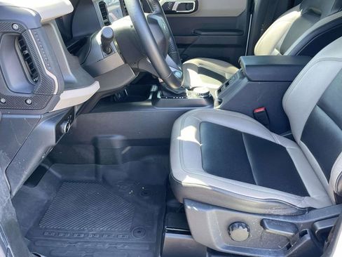 Used 2024 Ford Bronco Big Bend image 11