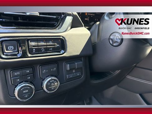 New 2026 GMC Yukon XL AT4 Ultimate image 18