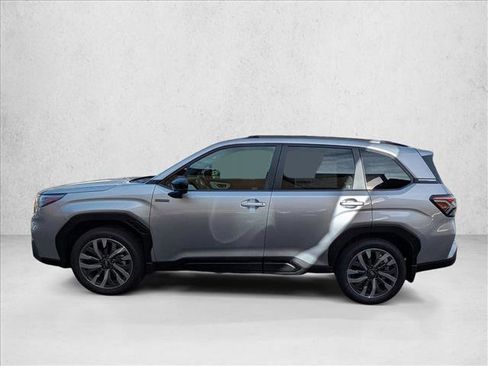 New 2025 Subaru Forester Touring w/ Touring Package image 8