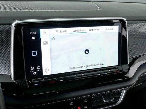 Used 2025 Volkswagen Atlas Cross Sport SEL Premium R-Line image 10