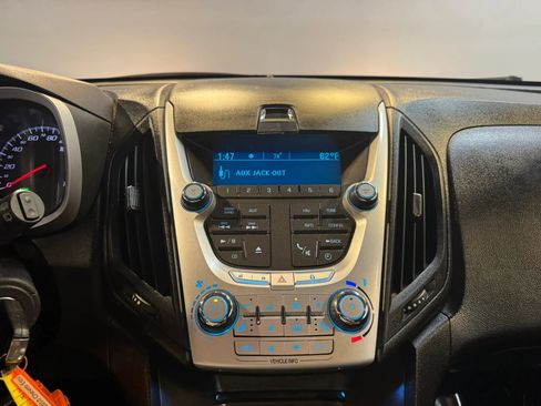 Used 2010 Chevrolet Equinox LT AWD/4WD image 16