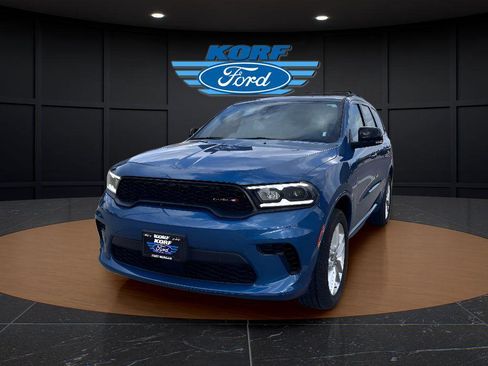 Used 2024 Dodge Durango GT image 1
